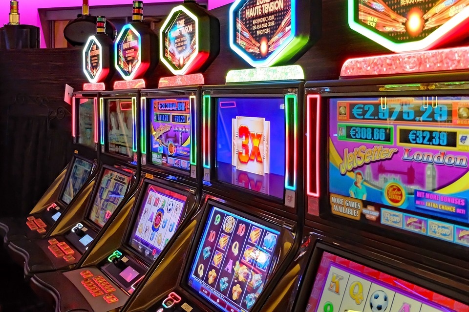 Contribution of online casinos to the promotion of Judi slot